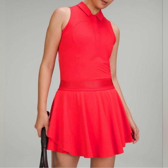 lululemon athletica Dresses & Skirts - Lululemon Court Rival 14” Skirt in a vibrant Coral color